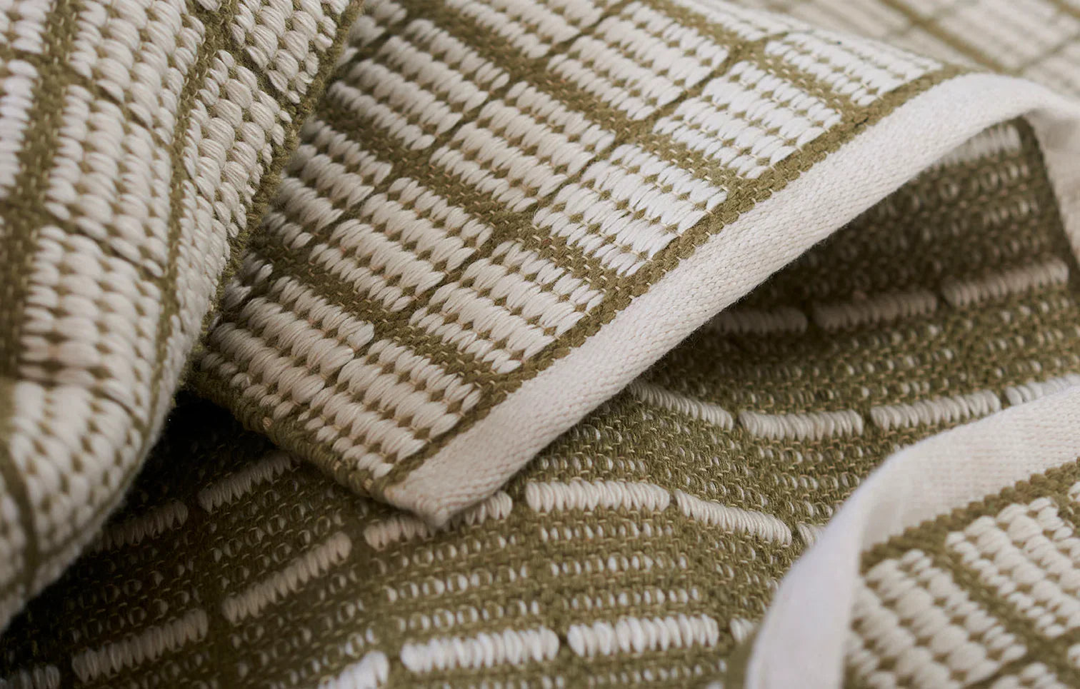 Plaid PET Indoor/Outdoor Rug