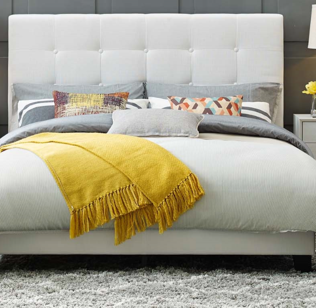 Margie Tufted Upholstered Velvet Bed